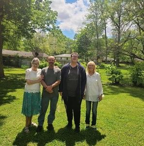 Meet your Posher, Ellen